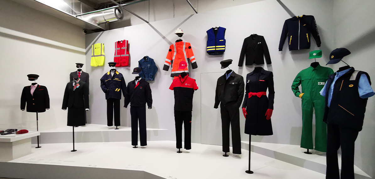Photo de l'exposition Sous toutes les coutures. Le vêtement au travail